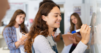 Playing with pronouns – Lesson ideas for Cambridge IGCSE™ English (as an Additional Language)